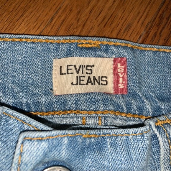 Vintage Levi’s Light Wash Denim Jean Skirt size 7JR - Picture 6 of 9